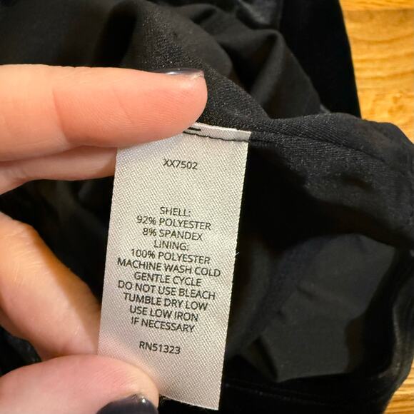 Halogen Womens Medium Black Velvet Midi Straight Pencil Skirt Party Cocktail - Picture 7 of 7